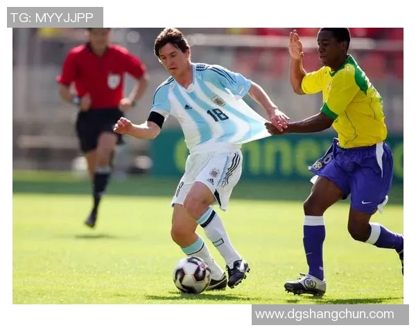 将足球明星的形象融入自己的风格打造个性化球迷摄影作品的方法与技巧 将足球明星的形象融入自己的风格打造个性化球迷摄影作品的方法与技巧